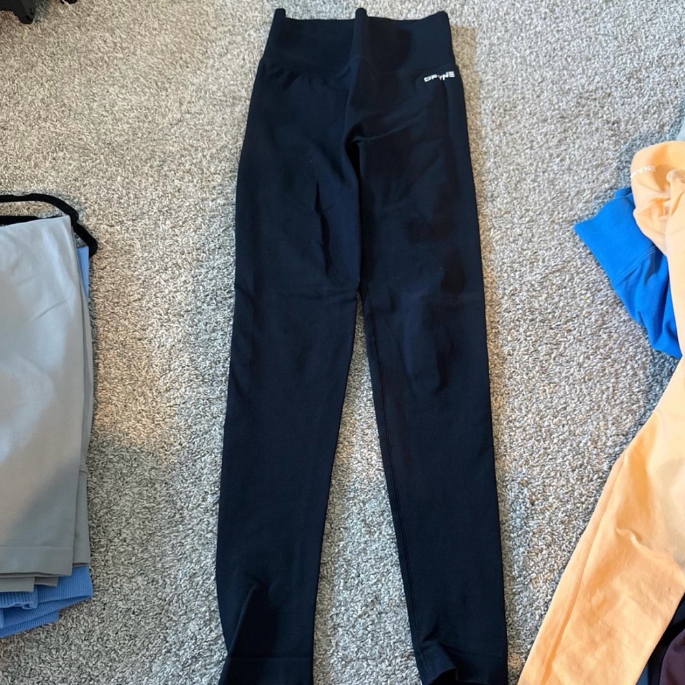 Black DFYNE Leggings Size Small